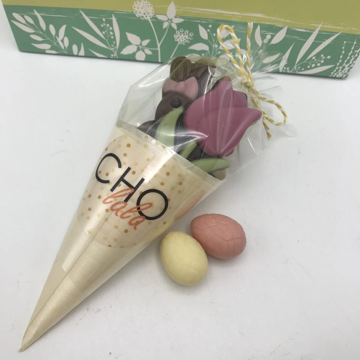 Cho-lala Paaschocolade , Set Van 5 Puntzakjes Hallo Lente | Chocolade Cadeau Pasen Lente | Totaal 300 Gram Chocolade - Afbeelding 4