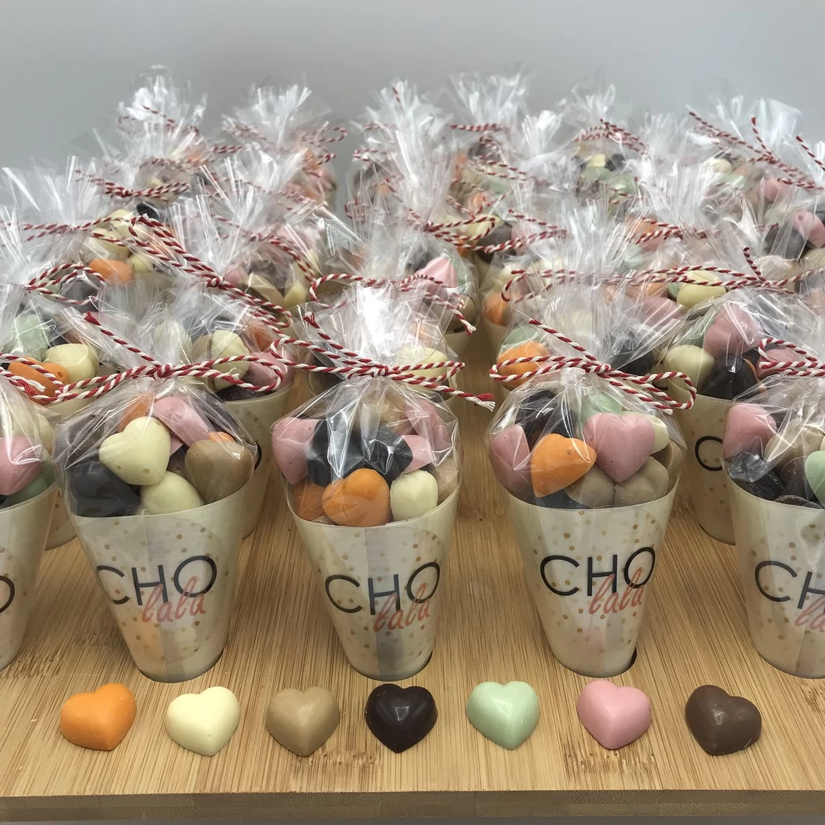 Cho-lala Puntzakje Mixed Chocolade Hartjes | Uitdeelcadeaus | Give Away Chocolade | 60 Gram Handmade Chocolade In Verschillende Smaken | Valentijn Chocolade Hartjes | Love - Afbeelding 5