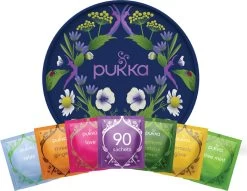 Pukka Dayround Wellness Box - 6 Blends Biologische Kruidenthee, Ook Leuk Als Verjaardagscadeau Voor Hem En Haar, 90 Theezakjes - Theedoos
